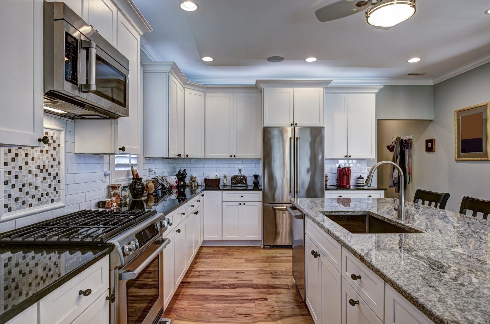 High End Luxury Kitchen with Granite Countertops